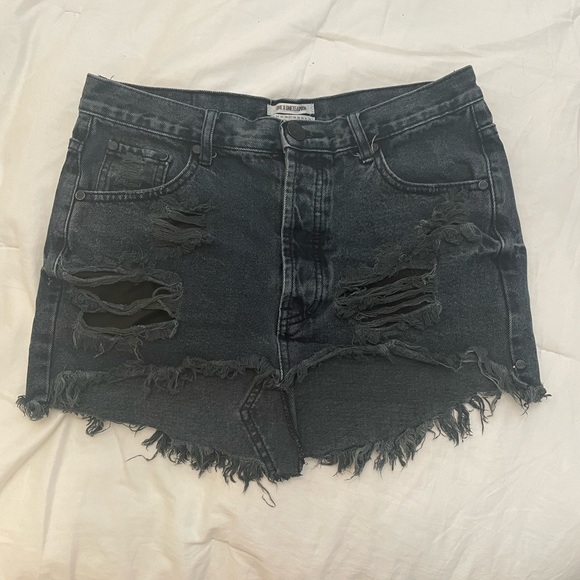 Aritzia - One Teaspoon junk yard distressed skirt in Black Oak Size 6 - Picture 6 of 11